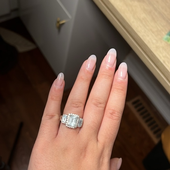 gorgeous 14k solid gold EFFY RING with aquamarine stone - Picture 3 of 3